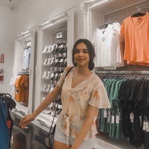 Meet your Posher, Liza